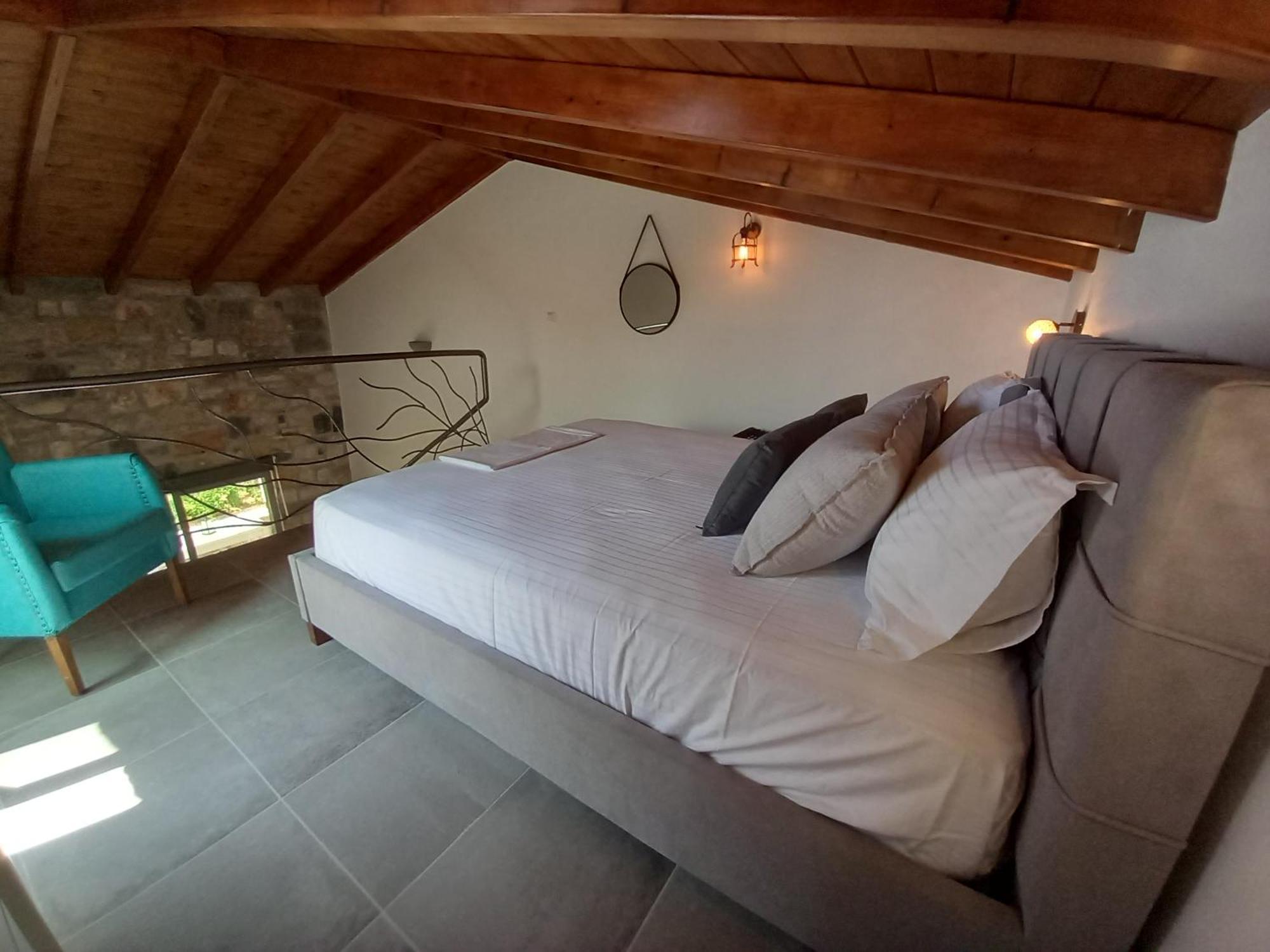 Koroni Stone House, Newly Built Studios By The Sea Rum bild